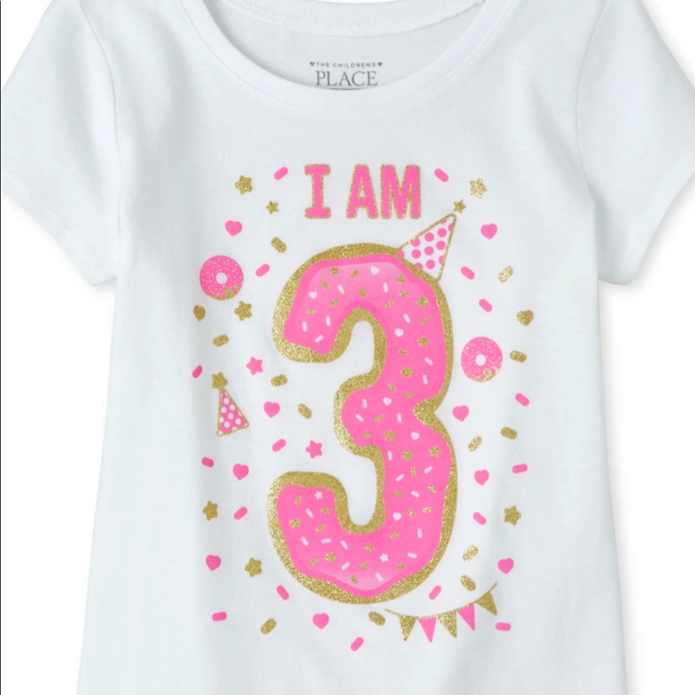 Girls cute I’m 3 graphic tees.